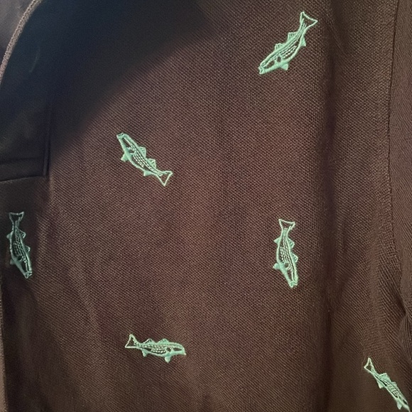 L.L. Bean Medium Slightly Fitted Navy Polo Shirt Fish Pattern 100% Cotton - Picture 4 of 5